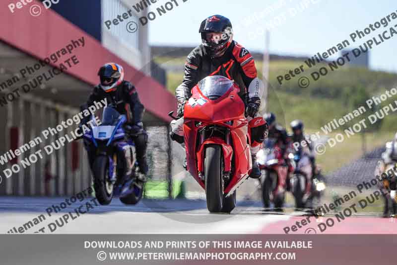 motorbikes;no limits;peter wileman photography;portimao;portugal;trackday digital images